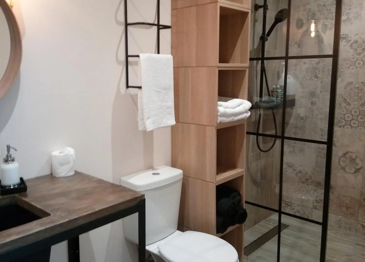 Luxury Room En-Suite With King 5Ft Bed - Bedroom Only Galway 0*,  Ireland