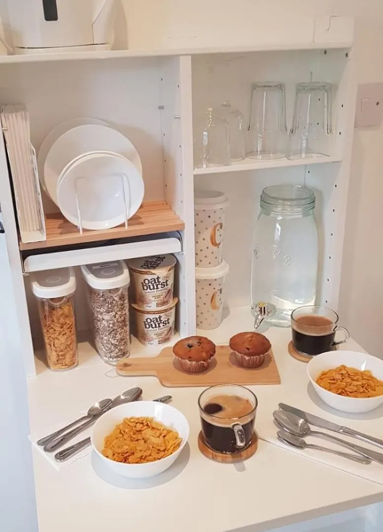 Luxury Room En-Suite With King 5Ft Bed - Bedroom Only Galway Homestay